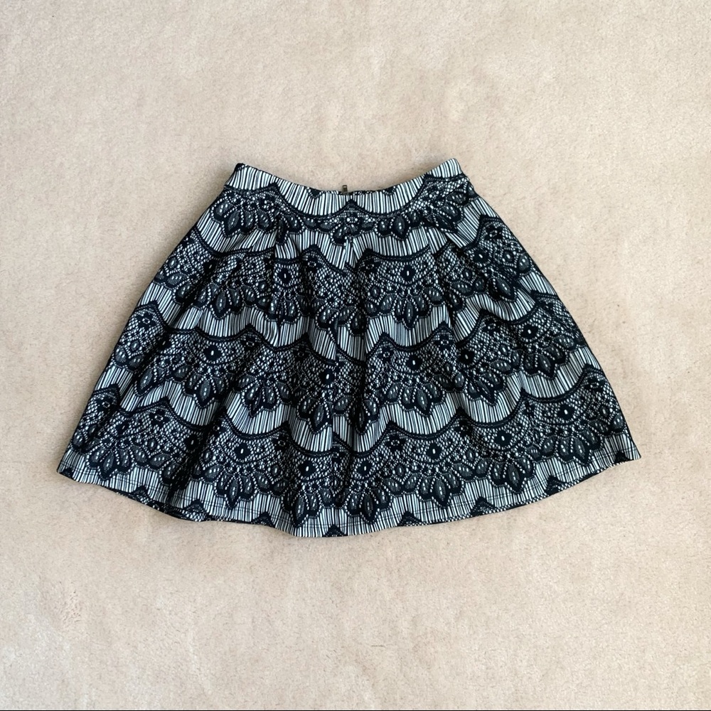 NEW Guess Lace Skirt